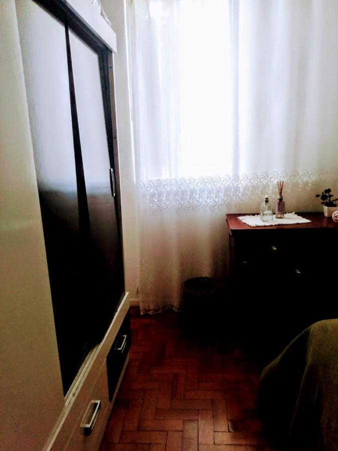 Quarto em Acomodações Particulares Próximo Ao Consulado - Inteiro